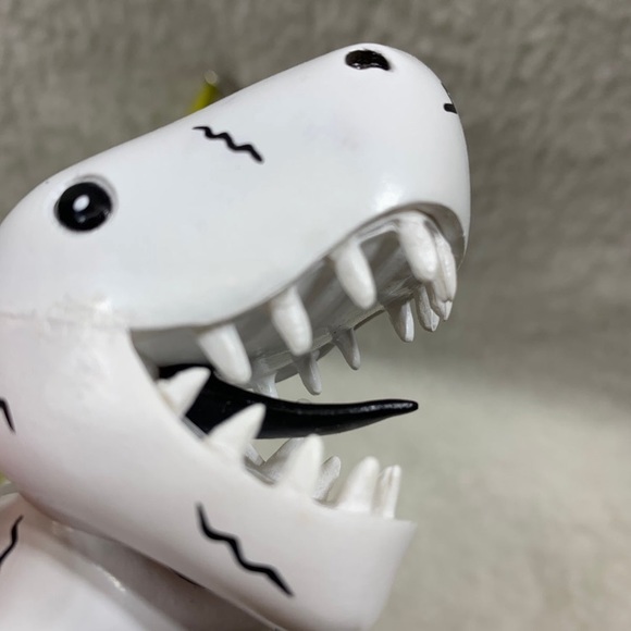 Trey Guidotti Moxie Dinosaur vinyl figure 3.5" Rawr Zinx black & white - Picture 6 of 7